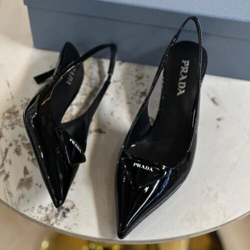 سلاينغ هيل بلاك