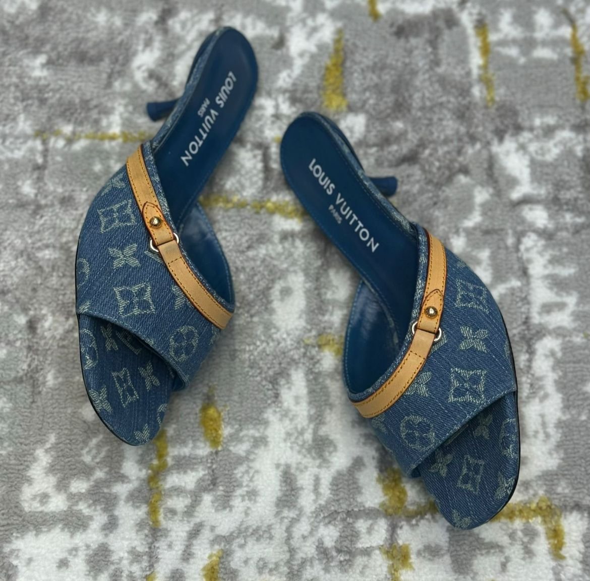 6 ام مول - الصورة 2