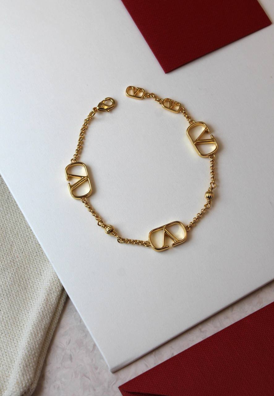 Garavani Signature - الصورة 4