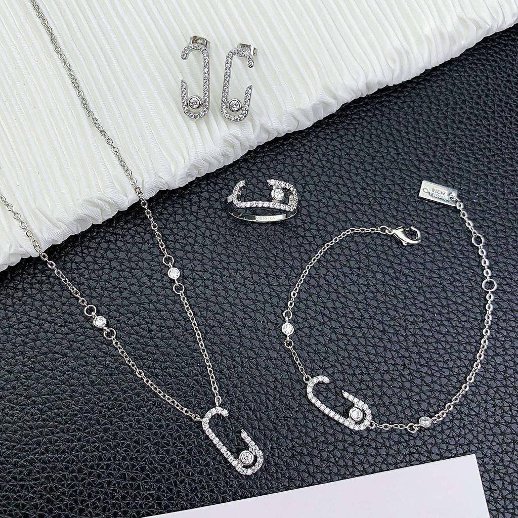 Safety Pin - الصورة 2