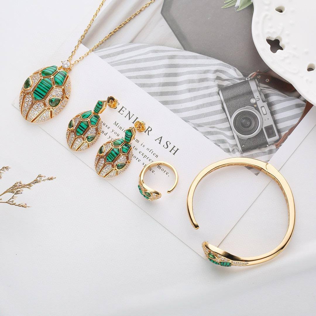 Serpenti Malachitea - الصورة 3