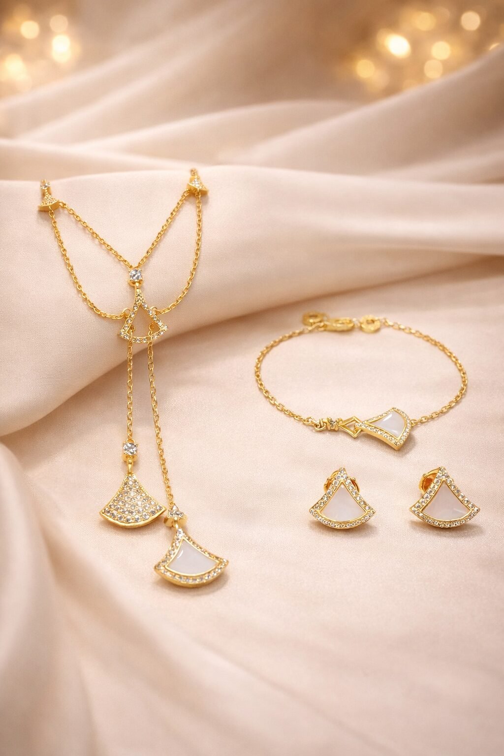 طقم Mother of Pearl