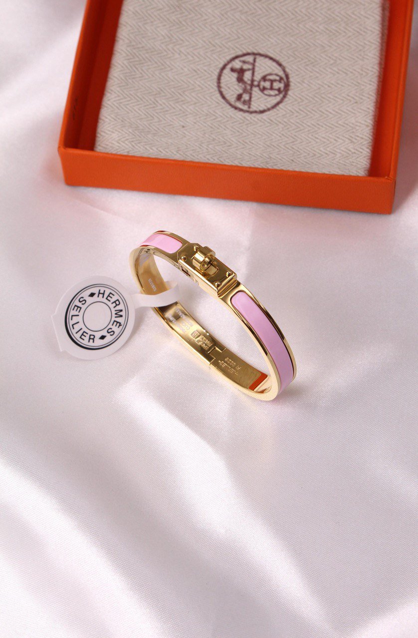 كيلي بينك اينيمل - الصورة 2