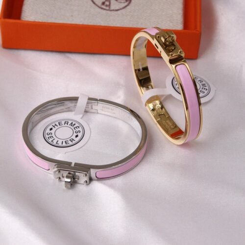 كيلي بينك اينيمل